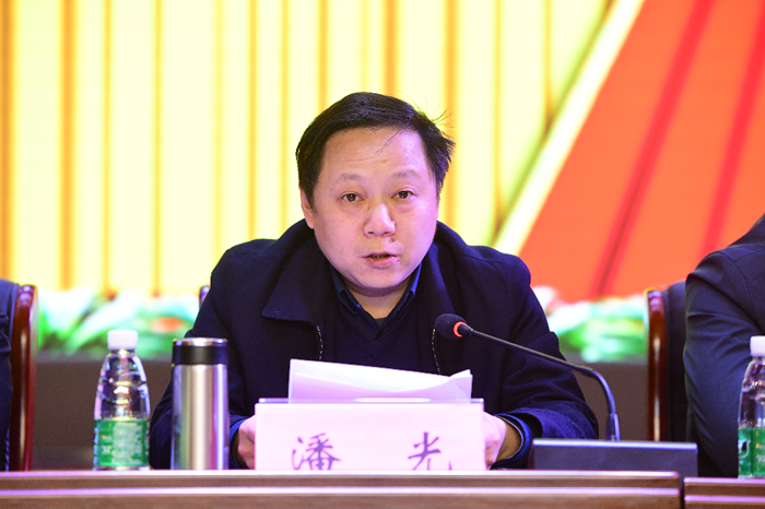 全区领导干部学习贯彻党的十九届六中全会精神培训班举行授课 - 柴桑