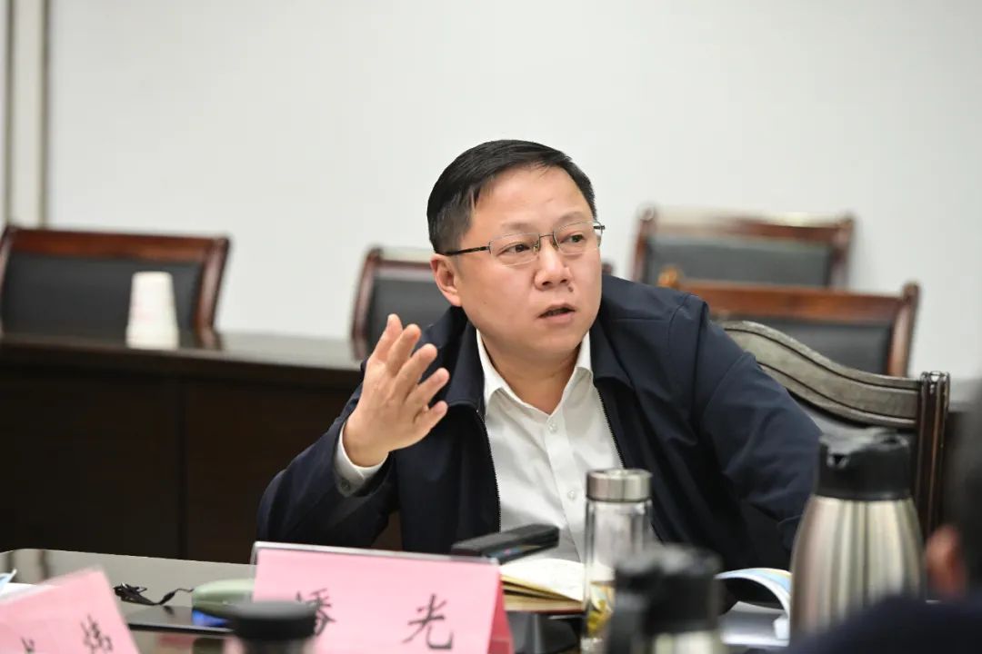 事关社区规划盛炜潘光听取这项重要汇报