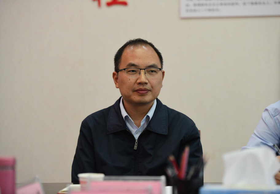 盛炜到区市场监督管理局区交通运输局调研